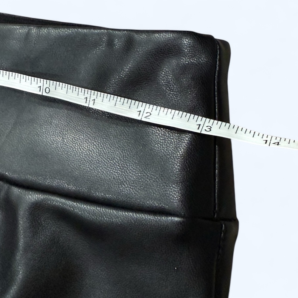 Abercrombie & Fitch Vegan Leather Pants with Split Front Womens size Small - Picture 6 of 7